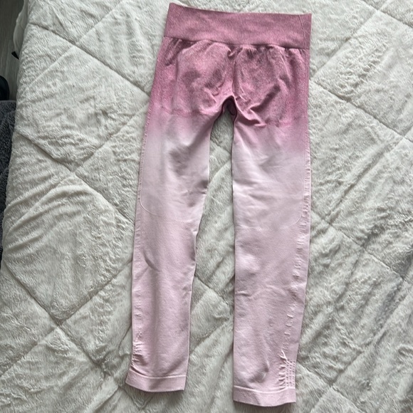 Gym shark size S ombré pink leggings - Picture 2 of 2